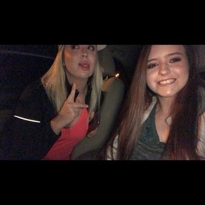 Meet your Posher, Kayla